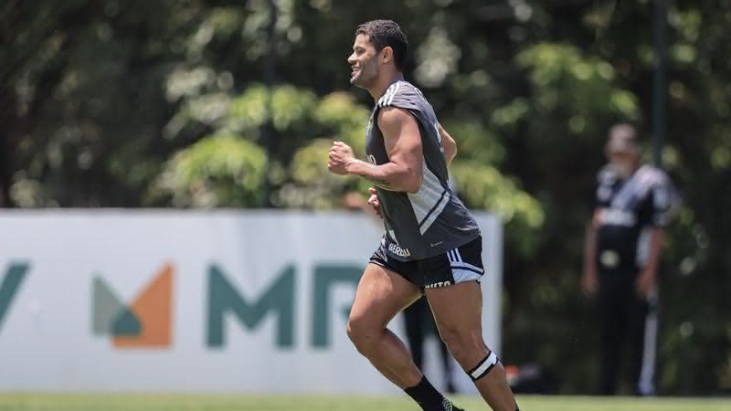 Hulk de volta aos treinos no campo 1 - Pedro Souza / Flickr Atlético