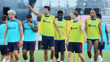 Jogadores do Barcelona durante o treinamento - GettyImages