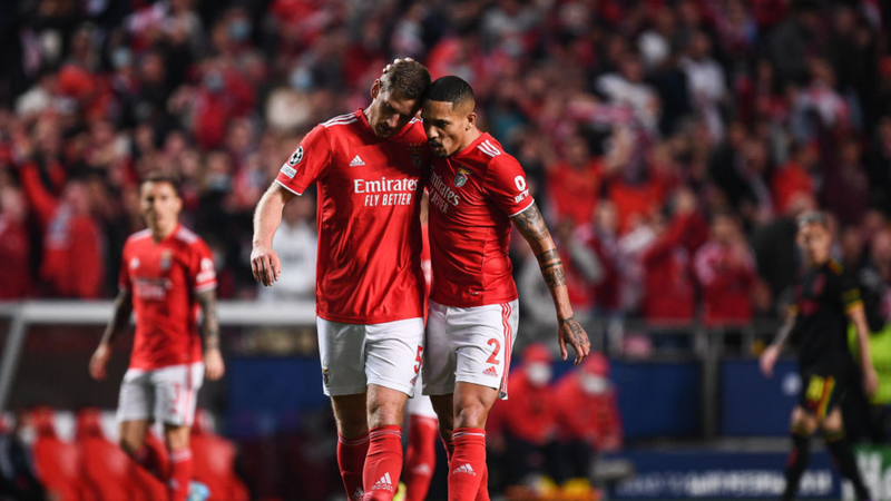 Benfica comemorando o gol na Champions League - GettyImages