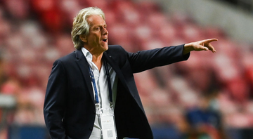 Benfica nega procura por novo técnico e sai em defesa de Jorge Jesus - GettyImages