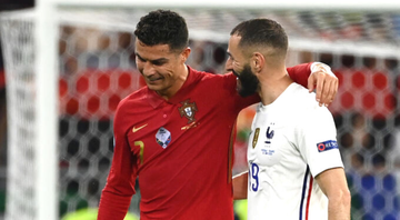 Cristiano Ronaldo e Benzema conversando durante partida da Eurocopa - GettyImages