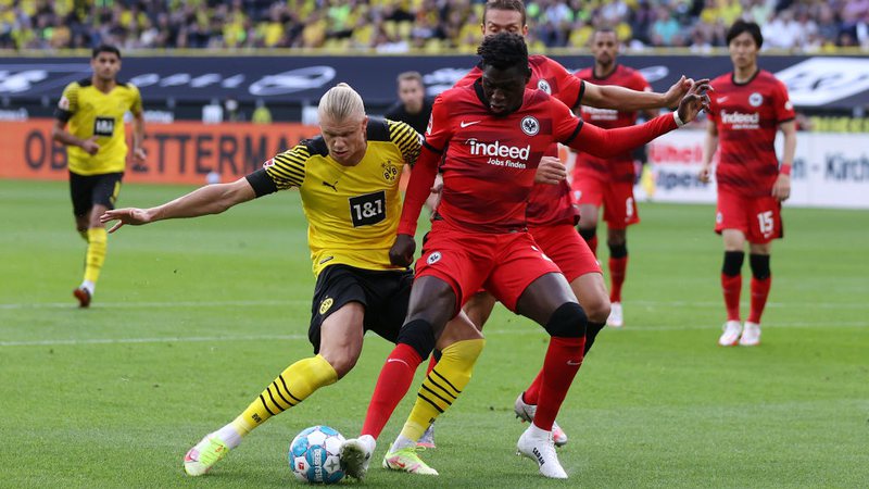 Borussia Dortmund e Eintracht Frankfurt duelaram na Bundesliga - GettyImages