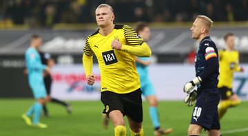 Com gol de Haaland, Borussia bate lanterna - Getty Images