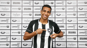 Botafogo pode ter a estreia de Victor Sá - Vitor Silva/Botafogo/Flickr
