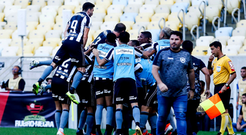 Jogadores do Botafogo comemorando o gol diante do Vila Nova pelo Brasileirão Série B - GettyImages