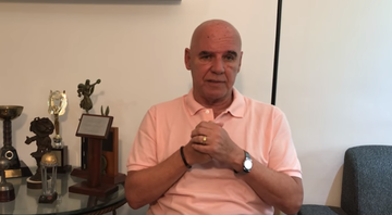 Ex-técnico botafoguense é a nova contratação do clube carioca para a gerência de futebol - reprodução/YouTube canal Valdir Espinosa