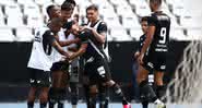 Botafogo fecha a contratação de lateral-direito ex-Grêmio - GettyImages
