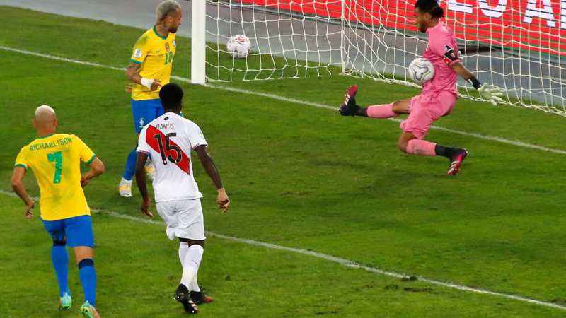 Brasil e Peru duelaram na Copa América - GettyImages