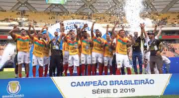 Brusque comemora o título da Quarta Divisão do Brasileirão - CBF TV