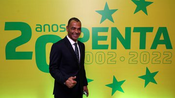 Cafu é o último brasileiro a levantar a taça da Copa do Mundo - GettyImages