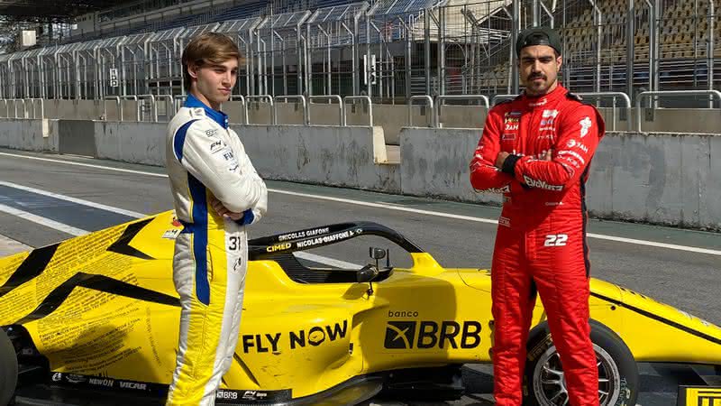 Caio Castro testa carro da Fórmula 4 - Fernanda Gasel