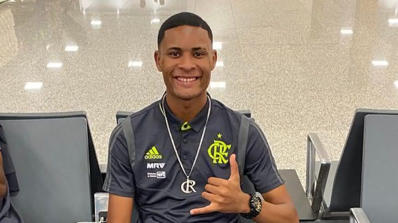 Jovem de 18 anos é um dos principais nomes da posição no elenco sub-20 do Flamengo! - Instagram