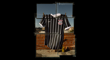 Inspirada na conquista do Brasileirão de 1990, Corinthians lança sua nova camisa listrada; fotos - Divulgação/ Corinthians