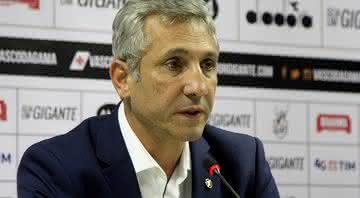Vasco: Presidente revela oferta ao Independiente por Benítez e acerto com Gustavo Torres - Transmissão Vasco TV