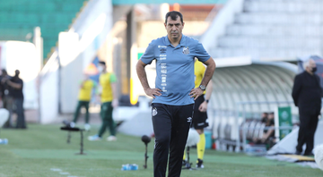 Carille, treinador do Santos, na partida contra o Juventude pelo Brasileirão - Pedro ErnestoGuerra Azevedo/SantosFC/Fotos Públicas