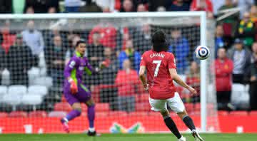 Cavani marcou o gol que o Pelé não fez no empate do Manchester United na Premier League - GettyImages