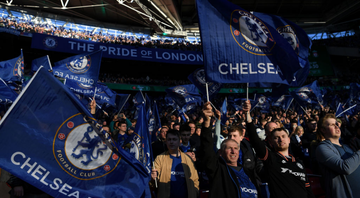 Chelsea com suas bandeiras na arquibancada - GettyImages