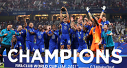 Jogadores do Chelsea levantando o título de campeões mundiais - GettyImages