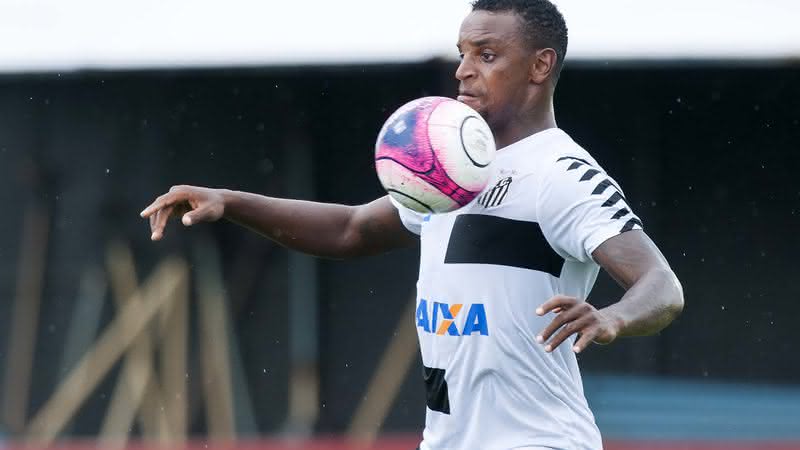 Fora dos planos do Santos, Cleber Reis dispara contra dirigentes: “São covardes comigo” - Ivan Storti/Santos FC/Fotos Públicas