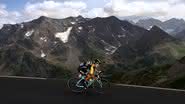Primoz Roglic disputando o Tour de France - Getty Images