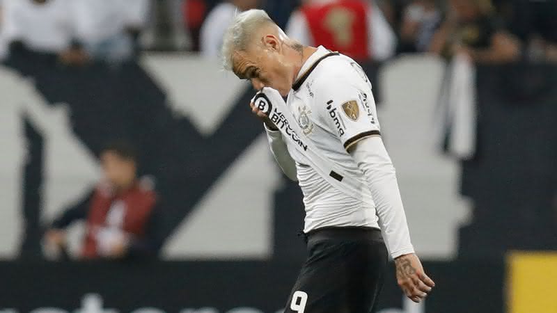 Corinthians, Vítor Pereira e Roger Guedes sofreram com o empate no Brasileirão - GettyImages