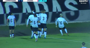 Jogadores do Corinthians comemorando o gol diante do Ituano pela Copinha - Transmissão SporTV