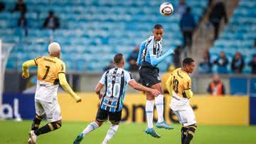 Jogadores no último confronto entre Grêmio e Criciúma, pelo Brasileiro A2 - Lucas Uebel / Flickr Grêmio Oficial