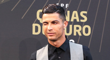 Cristiano Ronaldo durante a premiação da Bola de Ouro - GettyImages