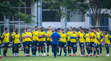 Jogadores do Cruzeiro reunidos durante treinamento - Bruno Haddad / Cruzeiro / Flickr
