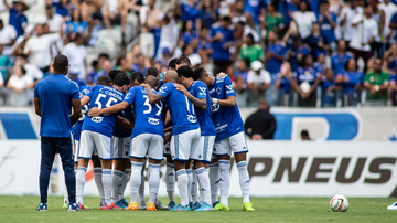 Cruzeiro reunido dentro de campo antes do início da partida - Staff Images/Cruzeiro/Flickr