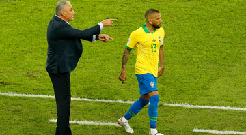 Daniel Alves é cortado da Seleção Brasileira - Getty Images