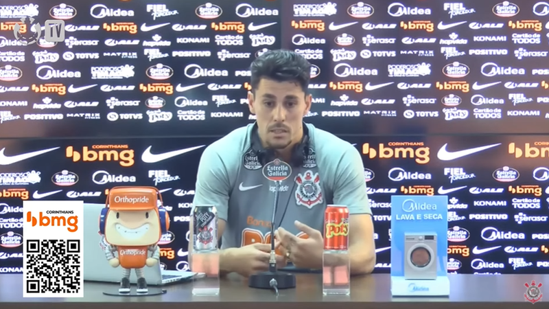 Corinthians anuncia saída de Danilo Avelar após comentário racista - GettyImages