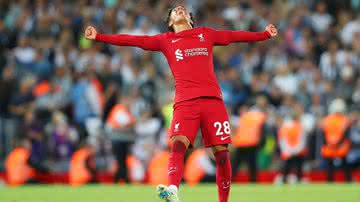 Fábio Carvalho celebrando o gol da vitória - Alex Livesey / Getty Images