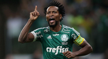 Zé Roberto em ação com a camisa do Palmeiras - GettyImages