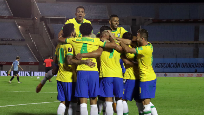 Quarta vitória seguida! Com Arthur e Richarlison, Seleção Brasileira vence o Uruguai e se mantém 100% nas Eliminatórias - GettyImages