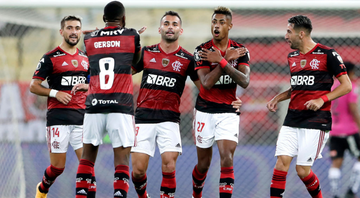 Benfica pode fazer nova proposta por Gerson e Bruno Henrique, afirma jornal português - GettyImages