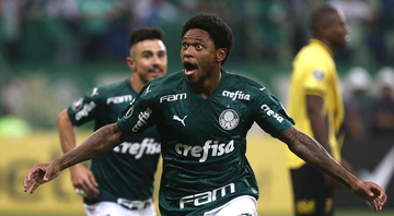 Fundamental no elenco do Palmeiras, Luiz Adriano comemora 1 ano do primeiro gol com a camisa do Alviverde - Cesar Greco / Ag Palmeiras / Divulgação