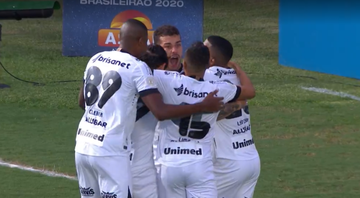 Jogadores do Ceará comemorando gol - Transmissão Premiere FC