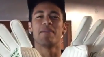 Marcos relembra vídeo em que Neymar aparece agradecendo pelas luvas autografadas - Instagram