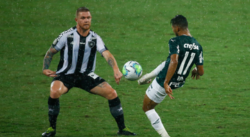 Zagueiro do Botafogo se desculpa após discussão com torcedor vazar nas redes sociais - GettyImages