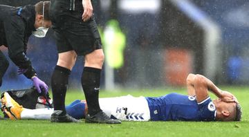 Richarlison leva pancada durante jogo do Everton, é substituído e preocupa Seleção Brasileira - GettyImages