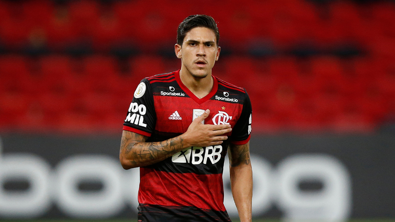 Pedro em ação pelo Flamengo