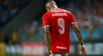 Após lesão, Guerrero recebe mensagens de apoio dos jogadores do Internacional - GettyImages