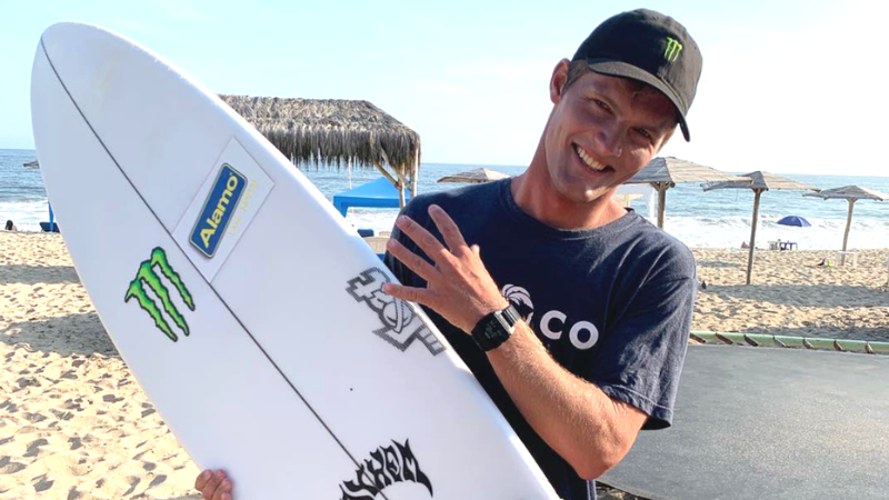Surfista profissional é preso depois de burlar a quarentena para surfar - Instagram