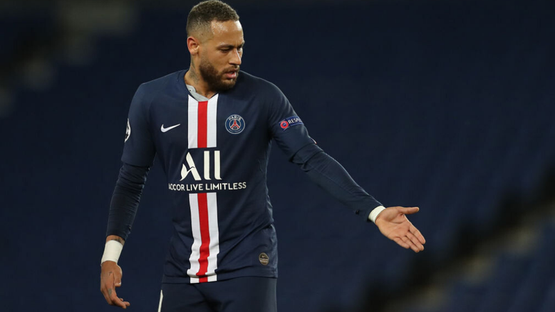 Neymar em ação com a camisa do Paris Saint-Germain - GettyImages