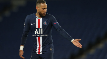 Neymar em ação com a camisa do Paris Saint-Germain - GettyImages