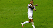 Mesmo em jogo truncado, São Paulo vence o Fortaleza com gol de Daniel Alves em sua estreia no Brasileirão - GettyImages