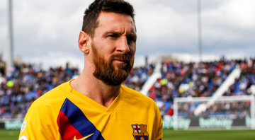 Messi evita falar sobre a denúncia de que a diretoria do Barcelona teria contratado pessoas para criticar os jogadores - GettyImages