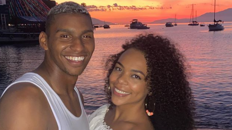 Destaque do Flamengo, goleiro Hugo Souza termina noivado com Nathassia Brito - Reprodução/Instagram