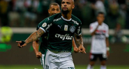 Ao justificar lance perigoso, Felipe Melo cutuca jogador do Corinthians - GettyImages